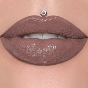 Jeffree Star Tea Bag Supreme Gloss- grey toned nude, Vegan, cruelty free